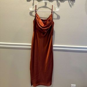 ✨BEAUTIFUL BRONZE DRESS✨